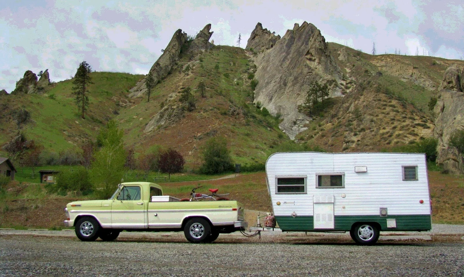 leaving Chelan at Pinn.webp