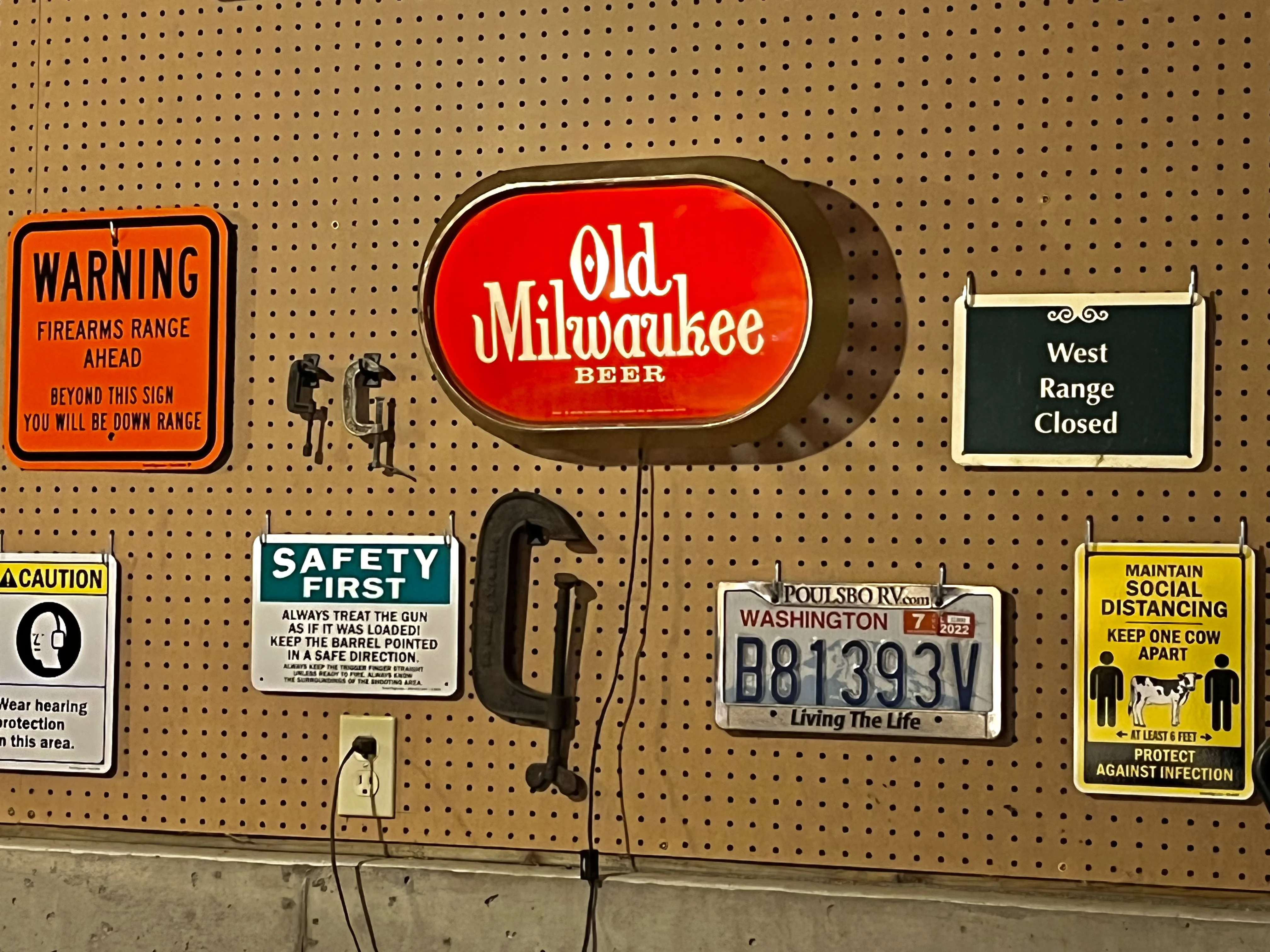 07CE3714-87DA-4344-B05A-5DB1CA945E0A