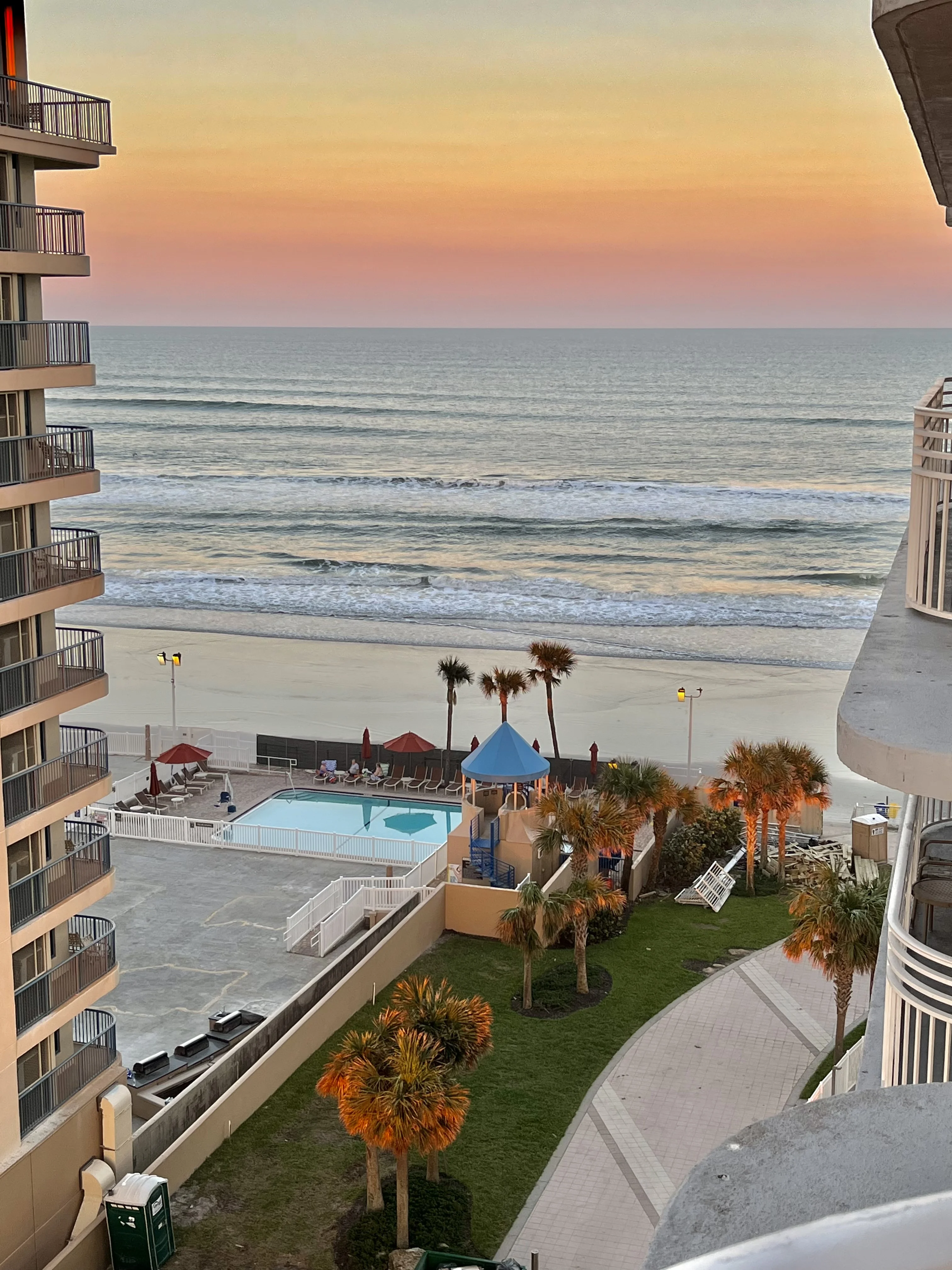 F613AF9C-011E-406E-8A8E-C382B9DC92AA